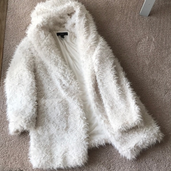 Forever 21 Jackets & Blazers - Trendy White Furry Jacket w/Hood Large Forever 21